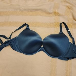 NWOT Fredericks of Hollywood Bra 36DDD